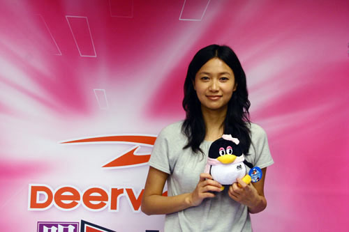 徐静蕾工作太累 自称患了“间歇性神经病”