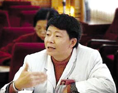 为逃避惩罚院长看守所写遗书装死