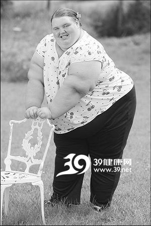 15岁少女体重达210公斤 5岁开始狂吃零食(图)