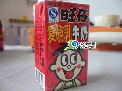 旺仔牛奶保质期内变质 商家称运输途中质变