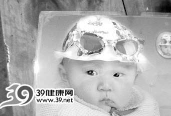 江西九江一男婴死于肾结石 吃20桶三鹿奶粉