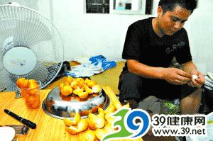 蛆柑南下广州 25个金橘15个有蛆