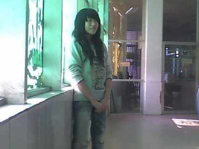 13岁女生得瞌睡病 无奈站着上课驱赶睡意(图)