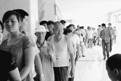 赤峰自来水污染：提醒公告为何晚了3天？