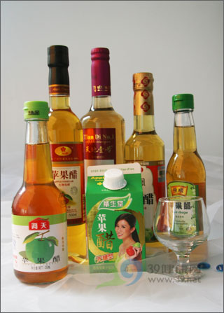 业内人士爆九成苹果醋为三精一水勾兑而成