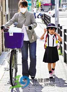 广东专家建议:个别学生染甲流不必停课封校