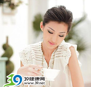 德国专家研究称:绿茶可增强抗皱效果 疗效显著