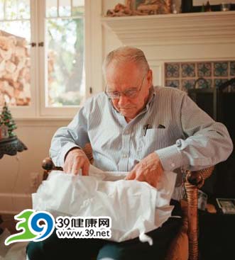 专家警示：正常人突然说话结巴可能是中风先兆