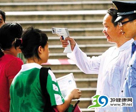 广东报告首例甲流死亡病例 患者系14岁女生