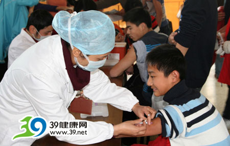 卫生部：中职和高校学生等人群是重点接种范围