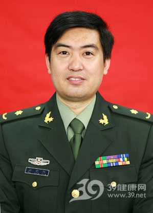 15%网民出现颈椎病症状 习惯视而不见？