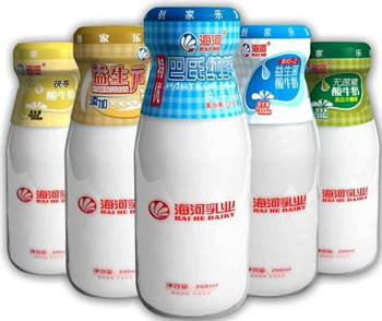 黑新闻：海河巴氏牛奶外溢生蛆虫