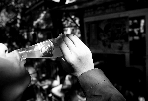 黑新闻：厂方已停产十多年 市售北冰洋汽水全是假冒