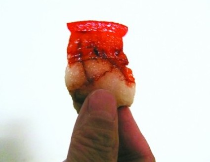 摊主曝卤菜大多被染色 过量食用伤及肝肾(图)