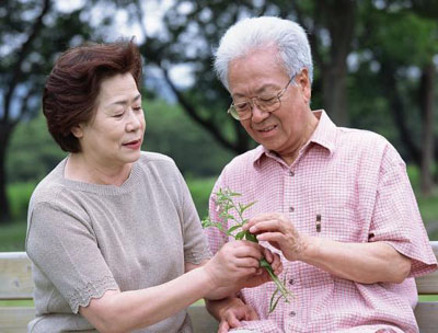 明亮的灯光 可缓解老年人抑郁症状