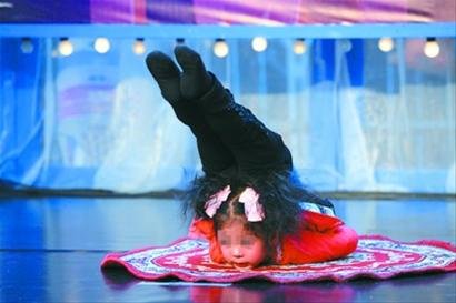 儿童参加“达人秀”恐影响身体发育(图)