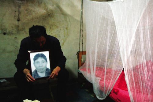 结石病人住院30天花45万元 去世后2天仍收费