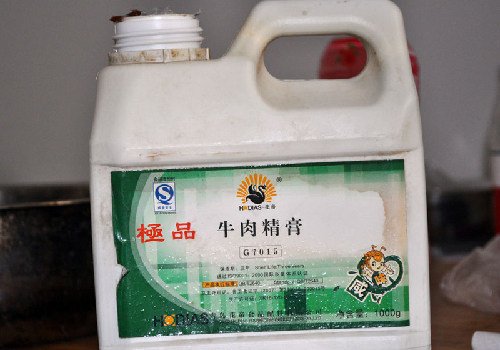 安徽福建等多地曝光：用牛肉膏让猪肉变牛肉