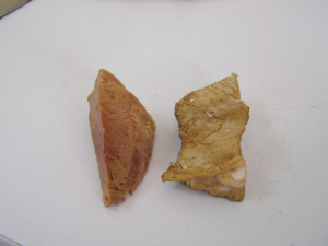 百斤猪肉造假牛肉可省约900元 牛肉纹理可压出