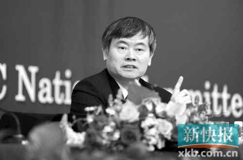 全国人大代表蔡继明建议改进节假日安排