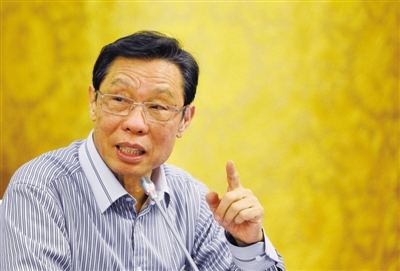 3月11日，北京，中国工程院院士、全国人大代表钟南山。他说，面对病人的压力，要比面对外界的压力大