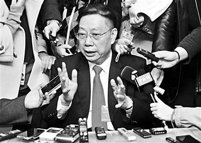 全国政协常委黄洁夫（资料照片）