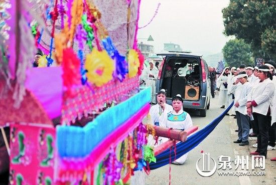 哭灵女的付出,超乎想象 哭灵女的付出,超乎想象